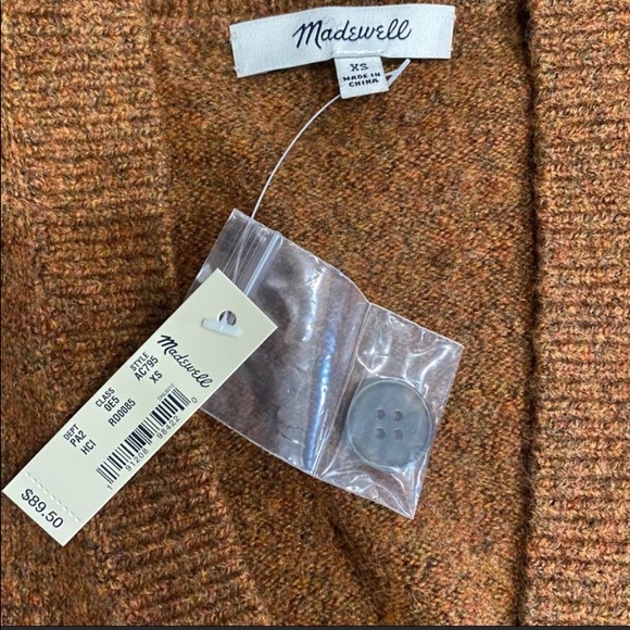 Madewell Short Kent Ex-Boyfriend Cardigan Sweater - Picture 4 of 4